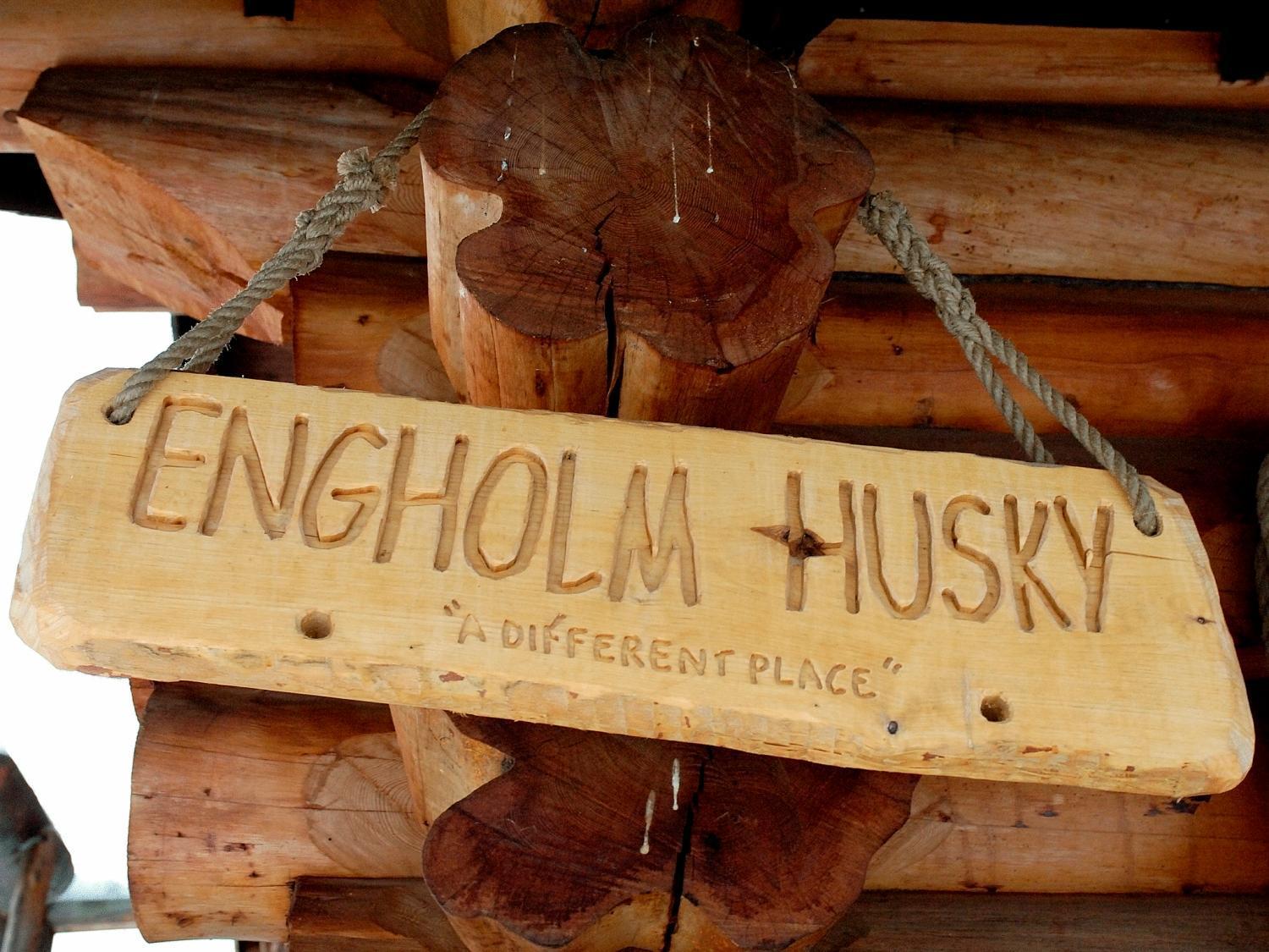 Engholm Husky Design Lodge Карашьок Екстериор снимка