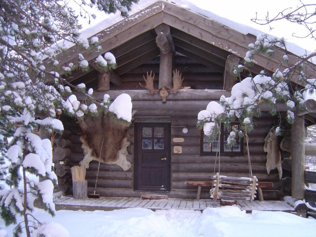 Engholm Husky Design Lodge Карашьок Екстериор снимка